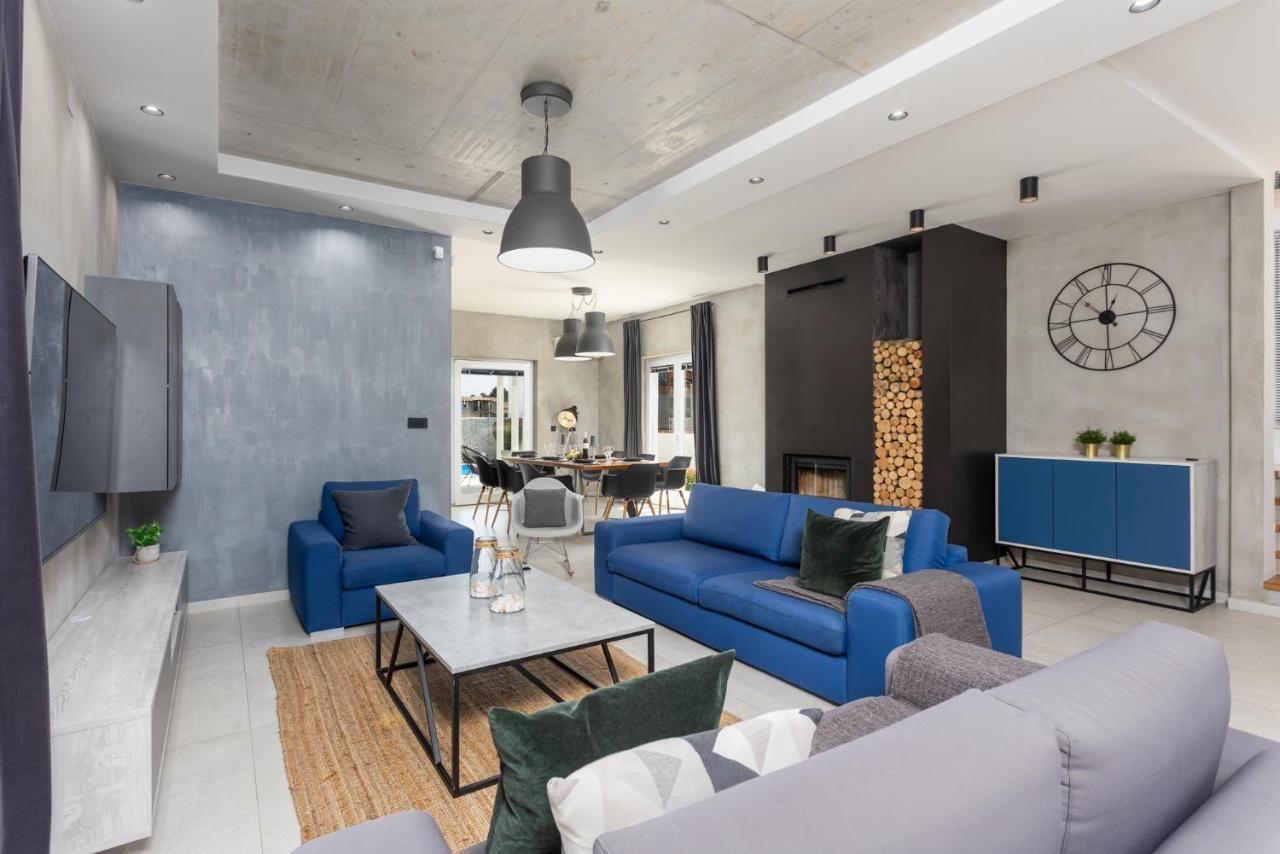 Villa Ovis Peresiji Bagian luar foto